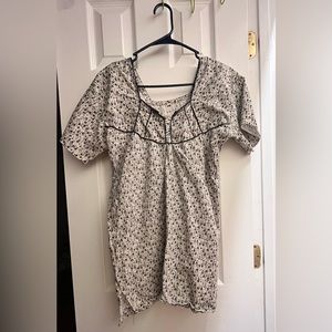Women’s shirt
